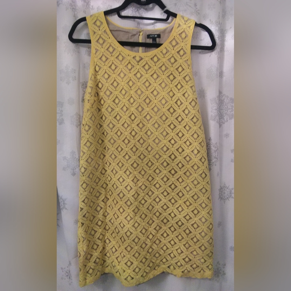 APT. 9 DRESS LACE OVERLAY LINED YELLOW SLEEVELESS